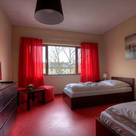 2a Hostel *